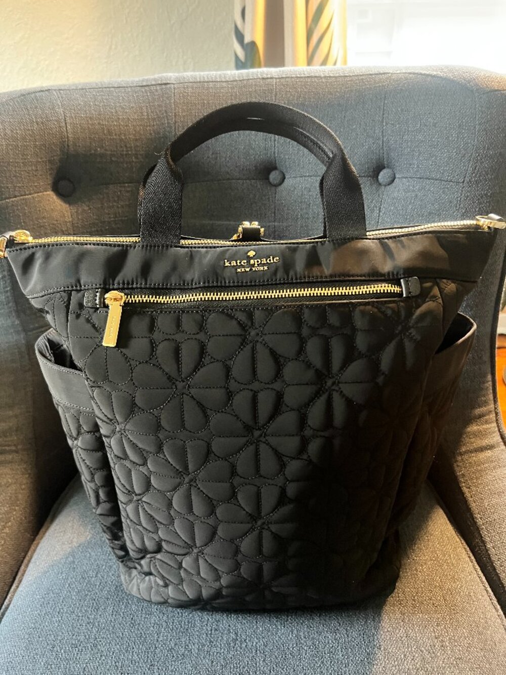 Kate Spade Spade Flower Quilted Convertible Backpack – Black – KK161